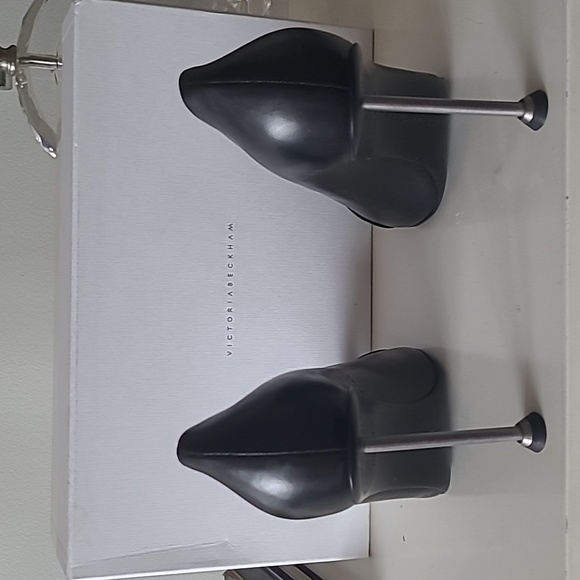 VICTORIA BECKHAM Leather Booties - Picture 9 of 11